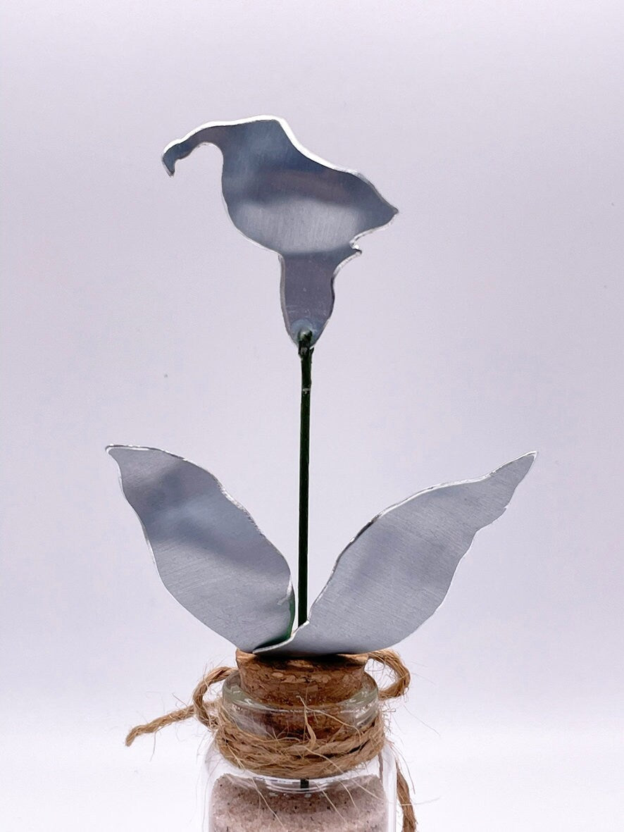 Lily - Arum Lily - Mini lily - Flowers in a jar - Mini flowers - flower Lily gift - Miniature flowers - flower gift - Lily gift